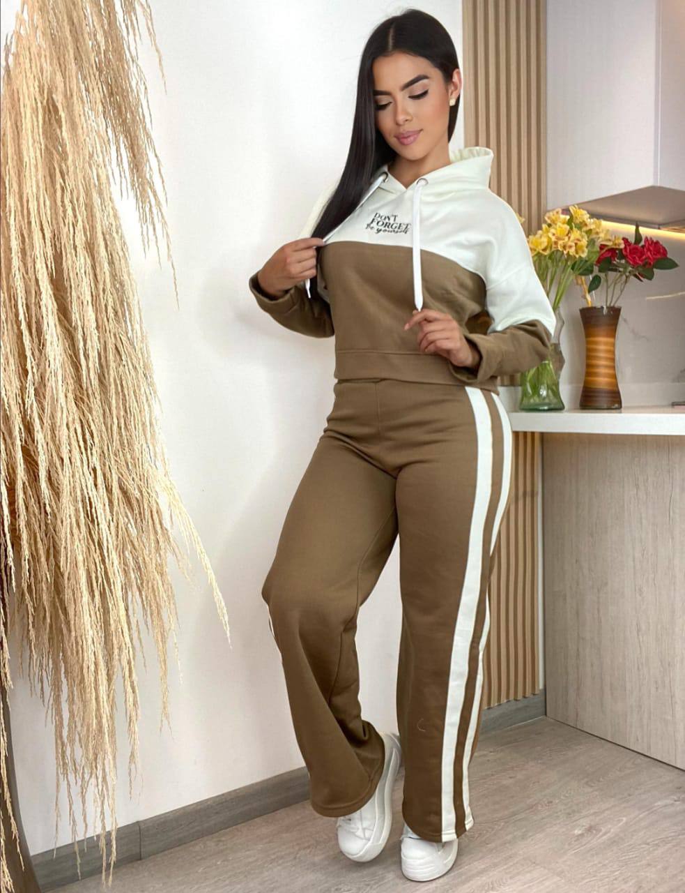 Conjunto Sudadera Mujer Oversize – Ideal para Invierno, Suave y Cómodo