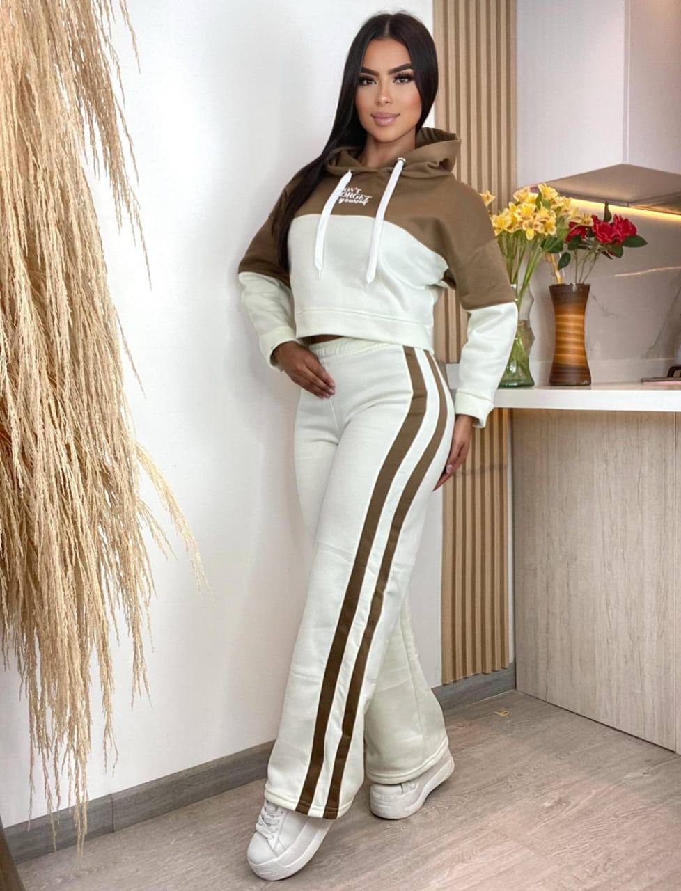 Conjunto Sudadera Mujer Oversize – Ideal para Invierno, Suave y Cómodo
